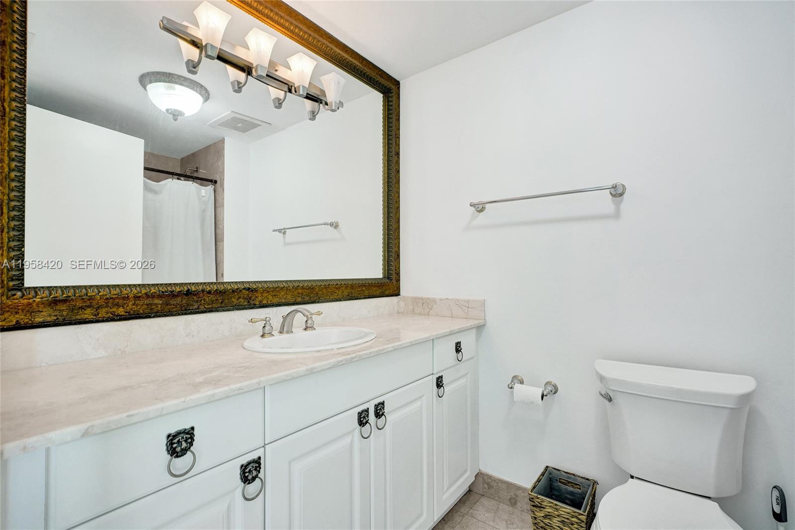 3201 NE 183rd St # 2305