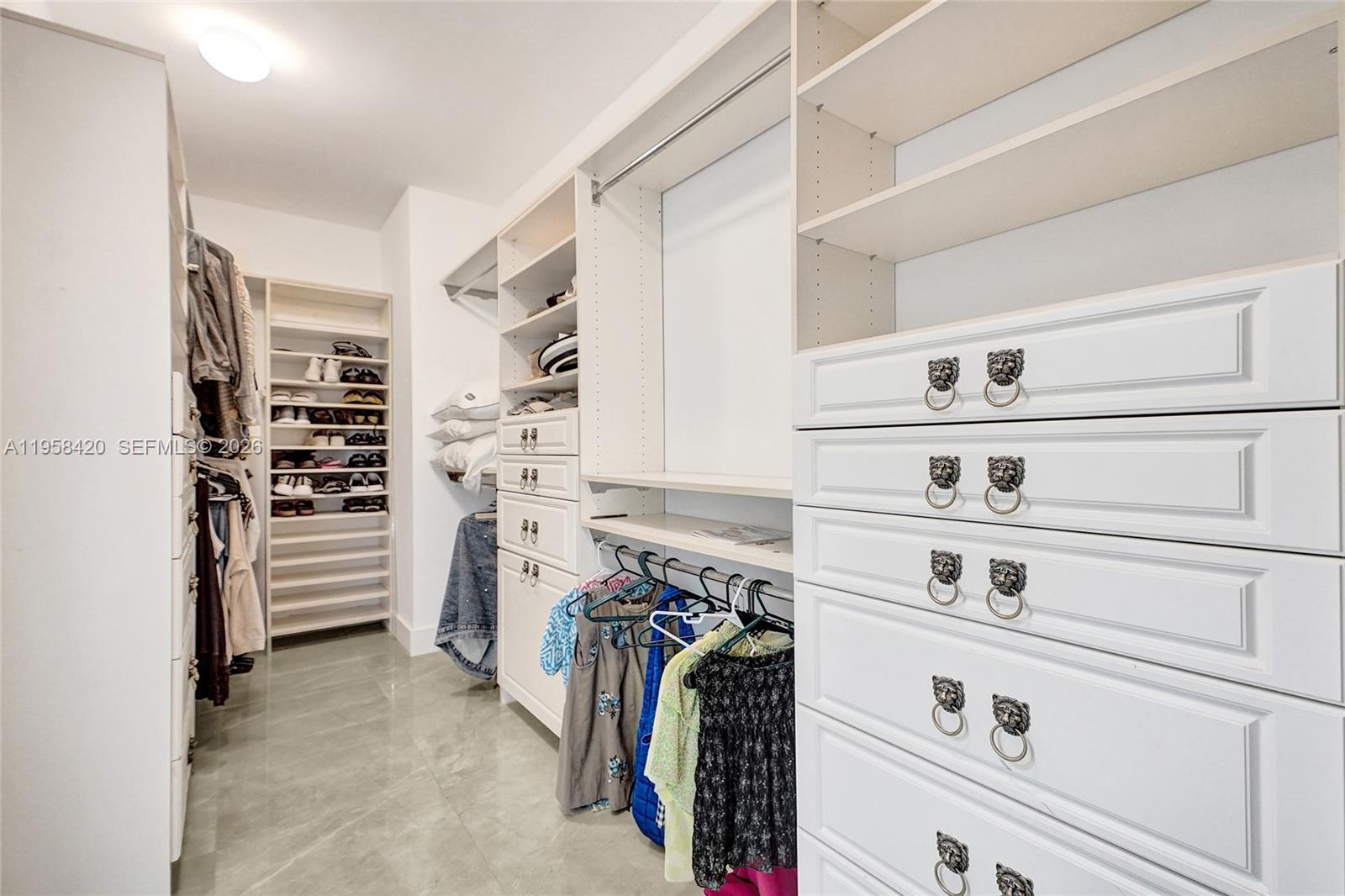 3201 NE 183rd St # 2305