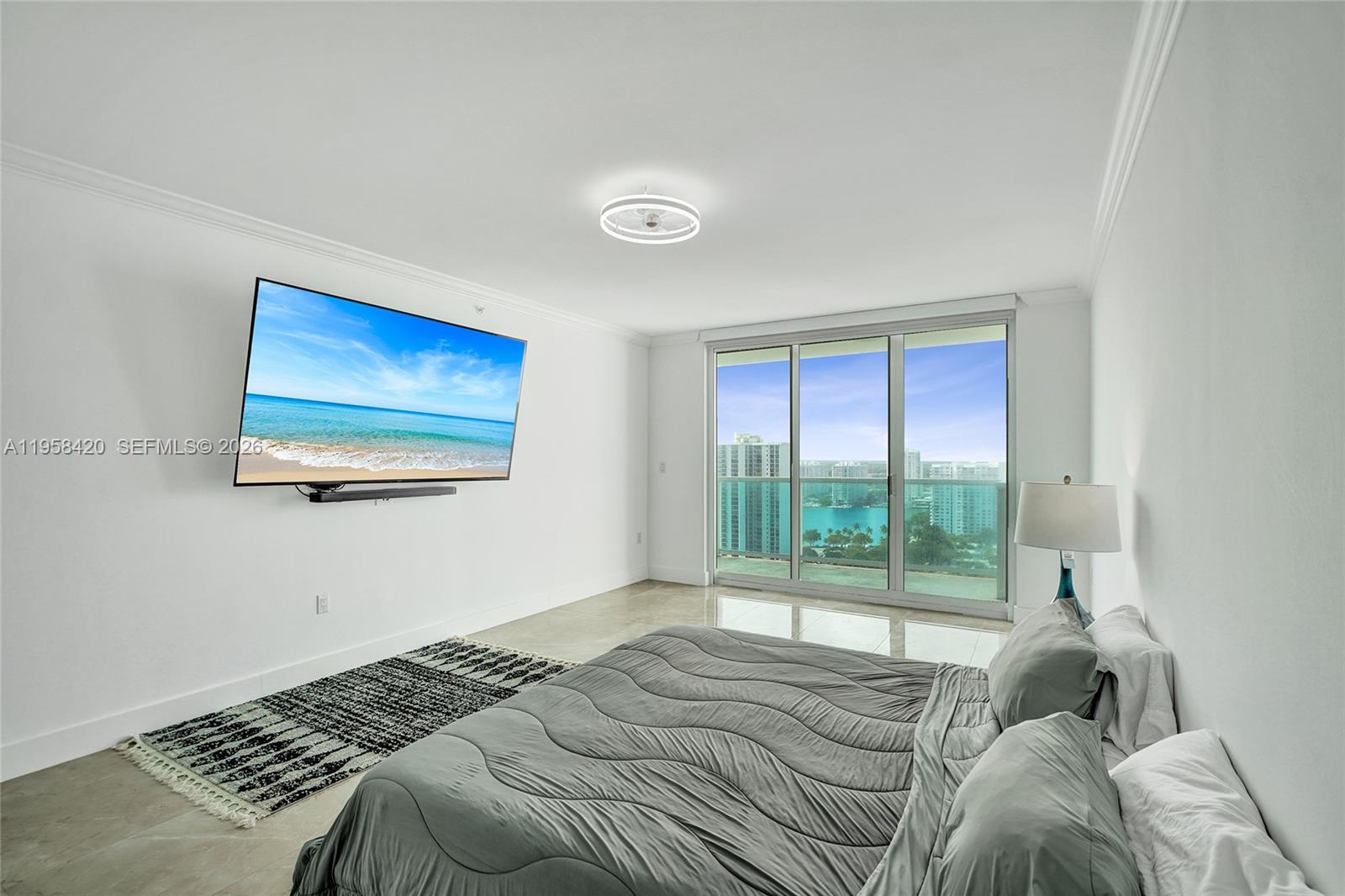 3201 NE 183rd St # 2305