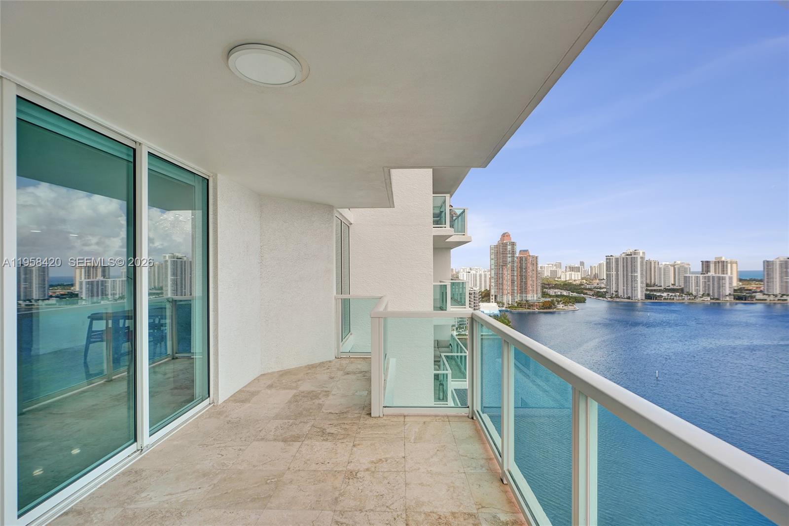 3201 NE 183rd St # 2305