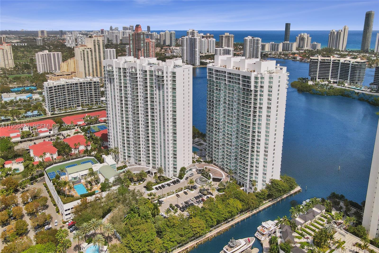 3201 NE 183rd St # 2305