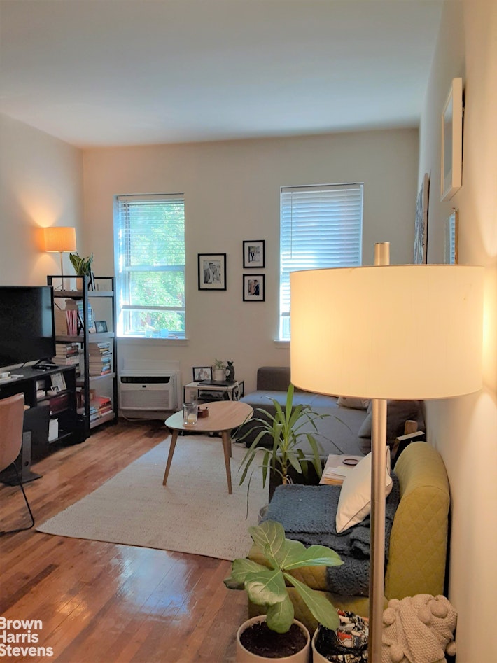 305 E 83RD Street 4C