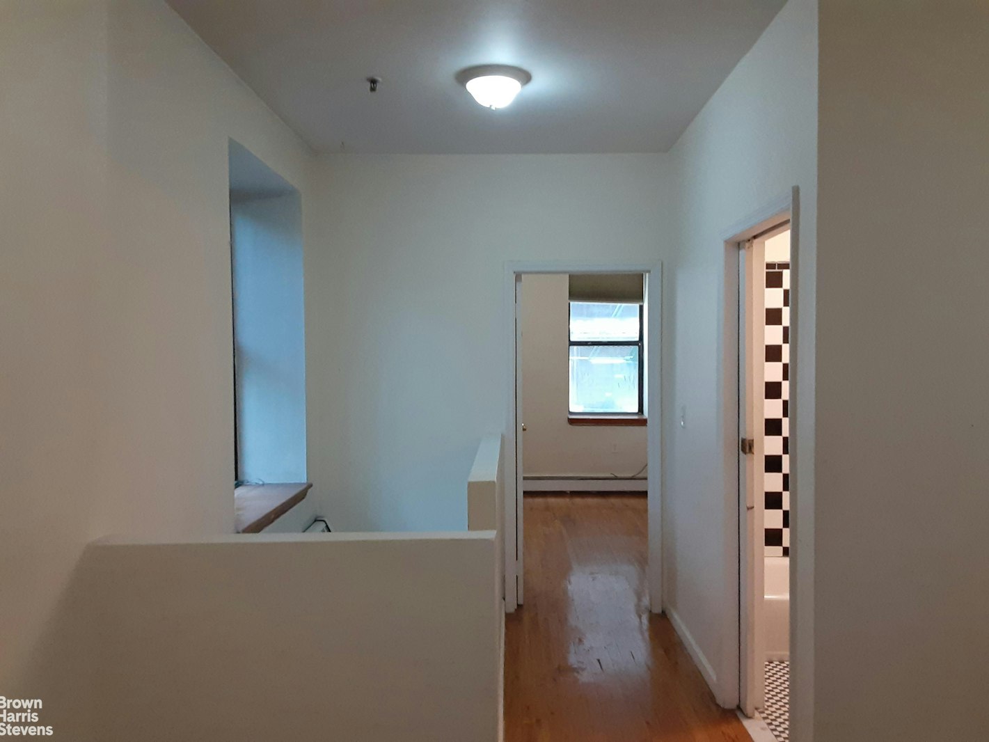 713 E 9TH Street 1C