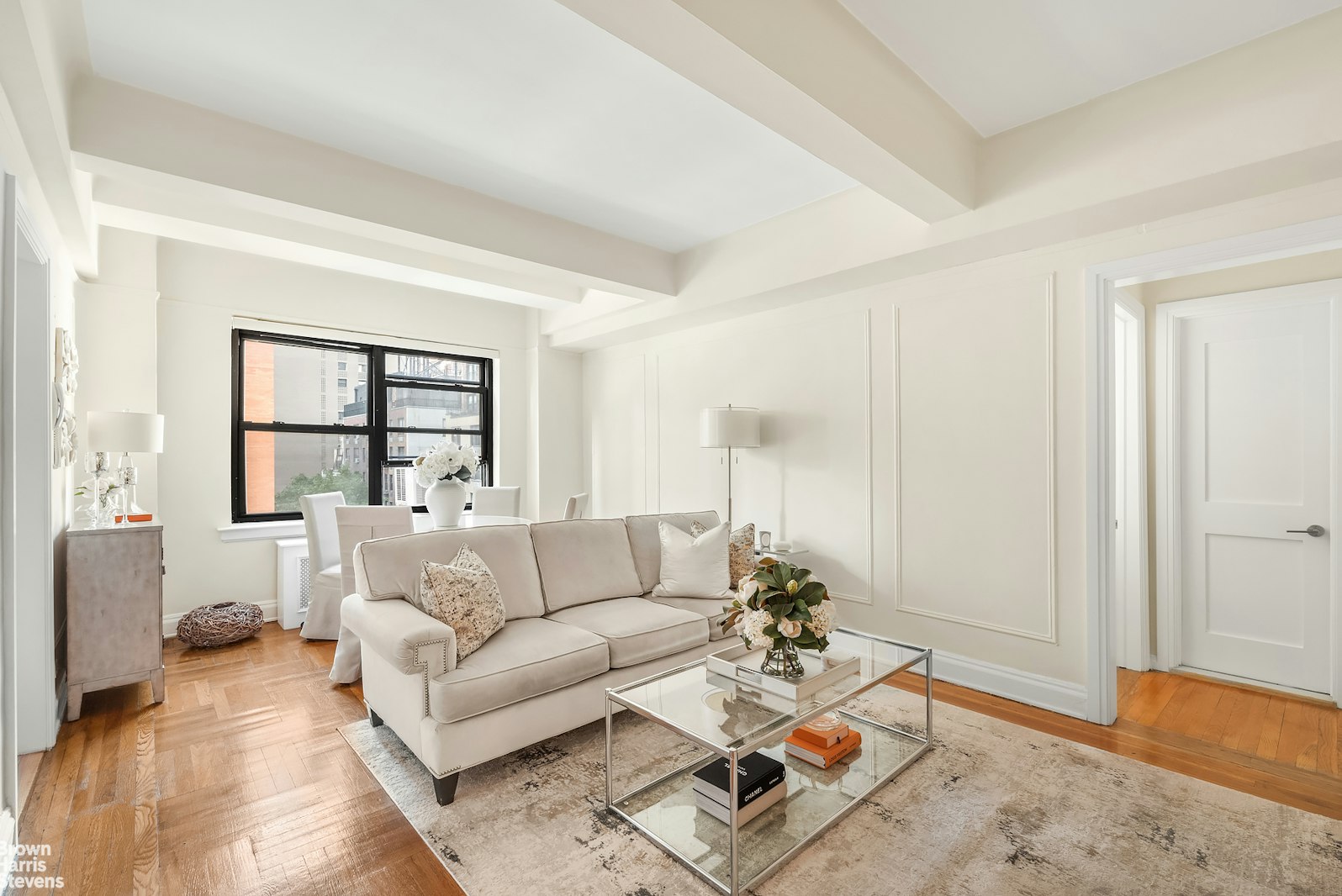 245 E 72ND Street 9G