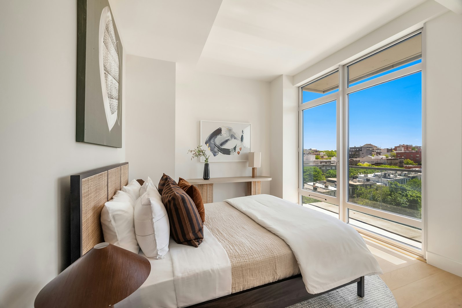 575 4TH Avenue PHD