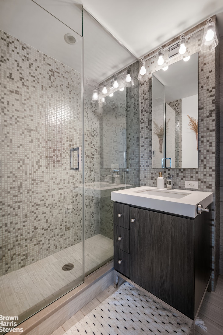 432 W 52ND Street 7H