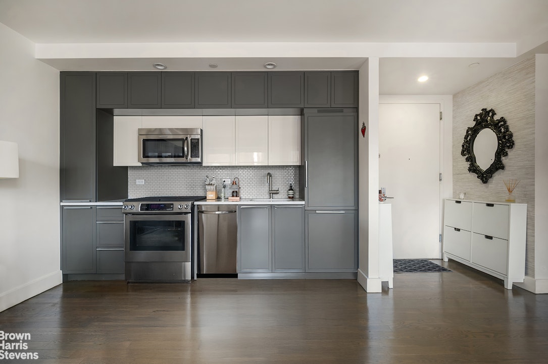 432 W 52ND Street 7H