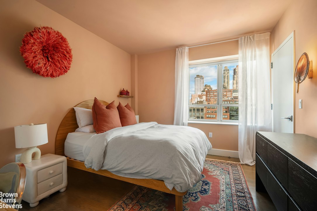 432 W 52ND Street 7H