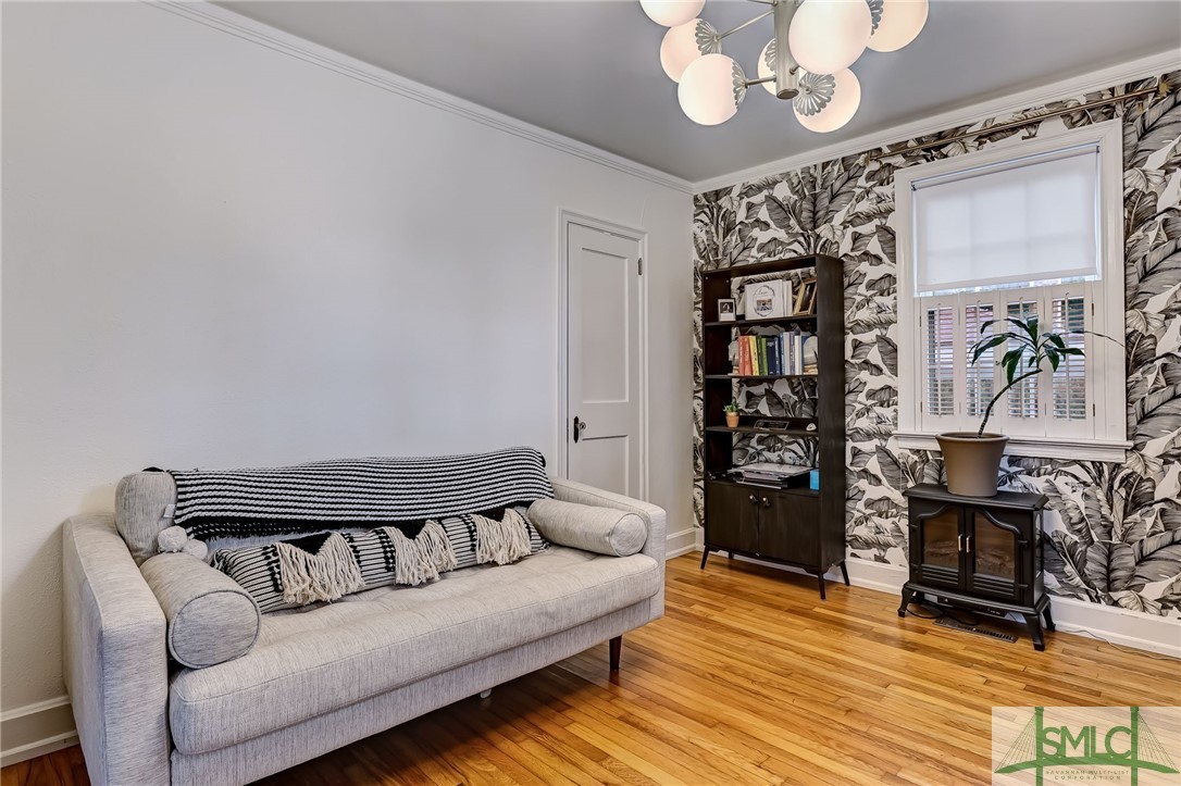 604 E 60th Street