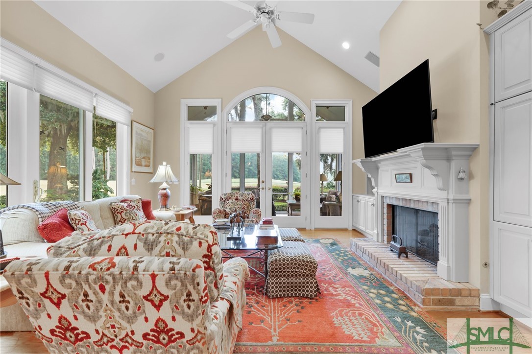 3 Deer Creek Drive
