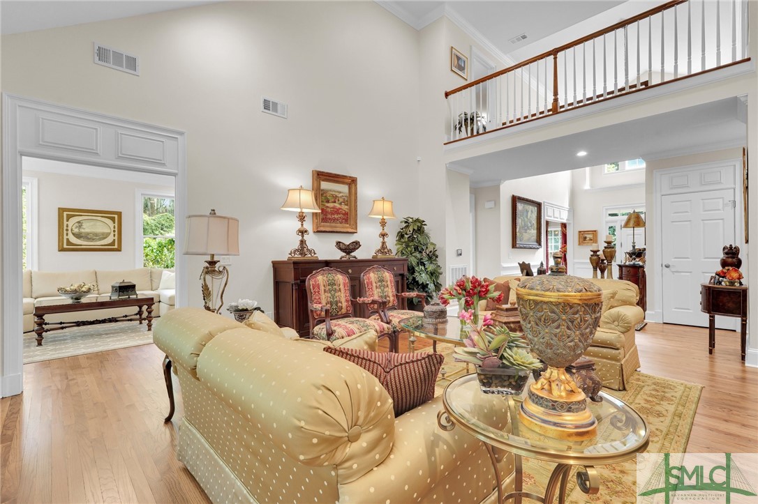 10 Breckenridge Lane