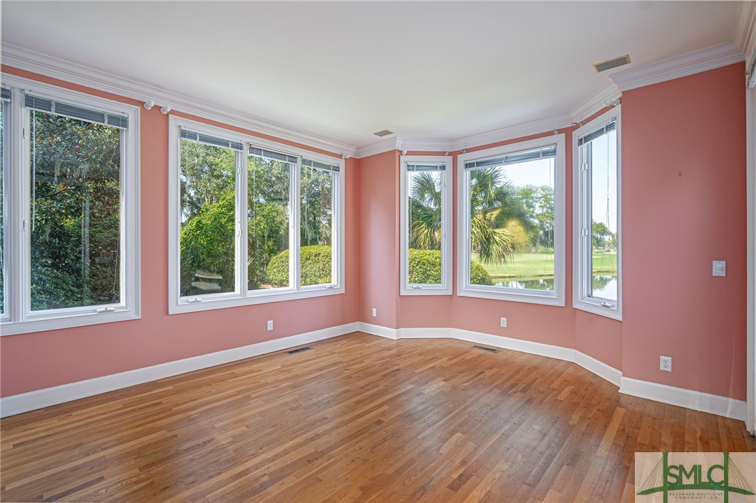 2 Sea Eagle Court