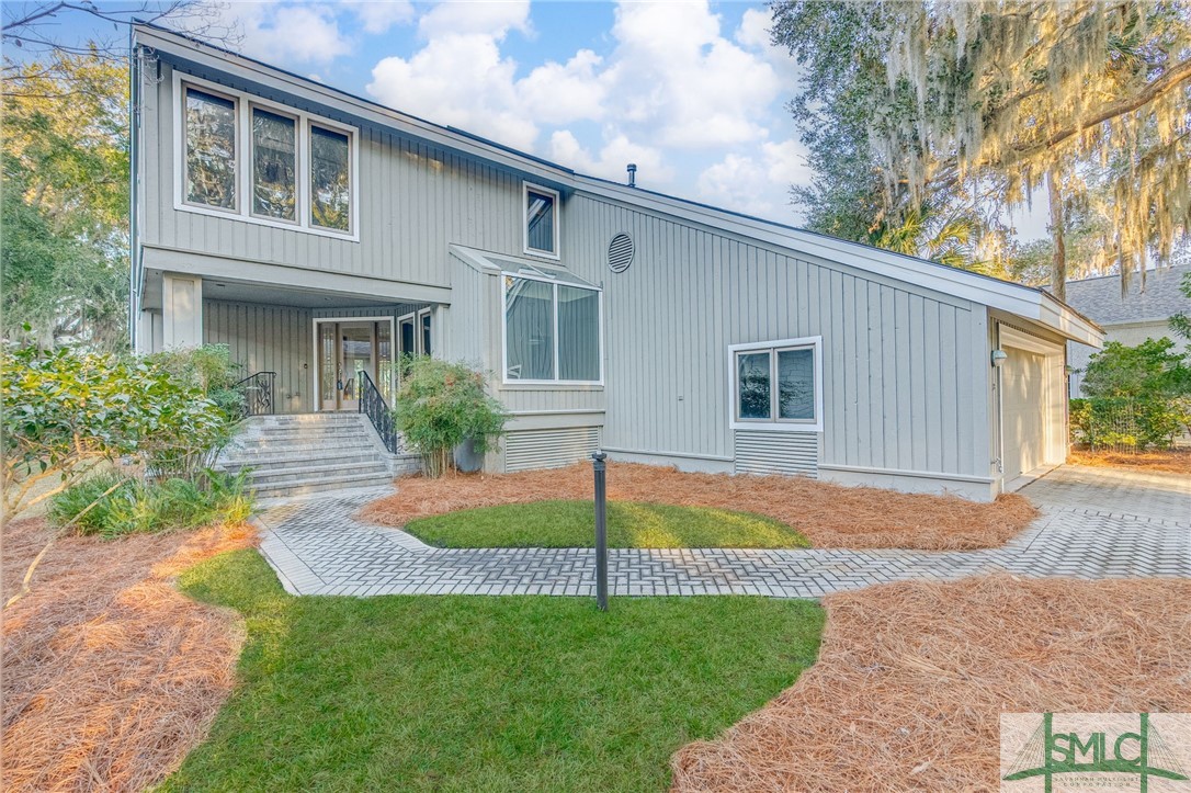 20 Mainsail Crossing