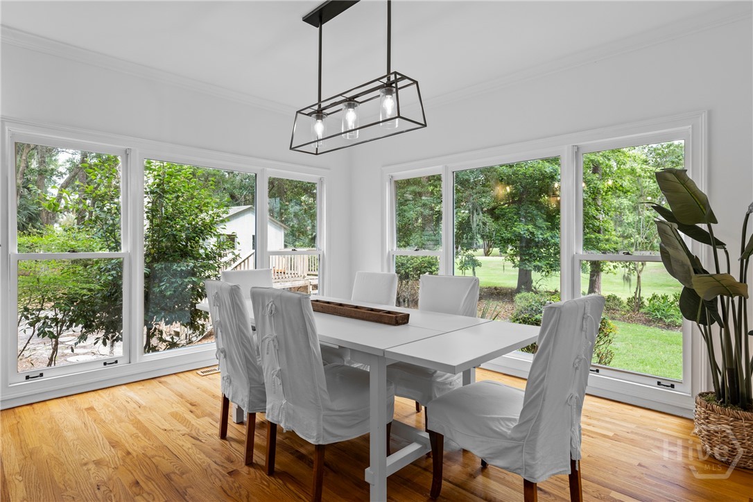 2 Upland Lane