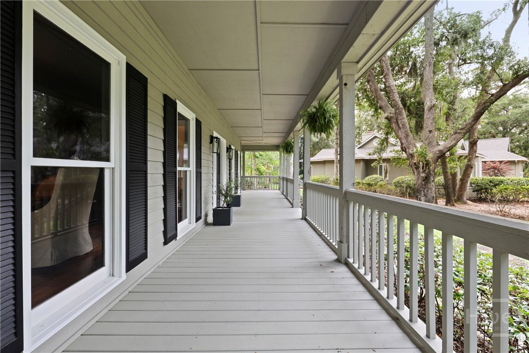 2 Upland Lane