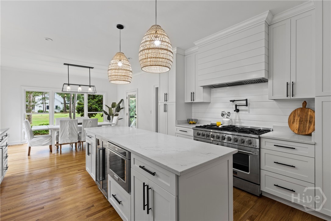 2 Upland Lane
