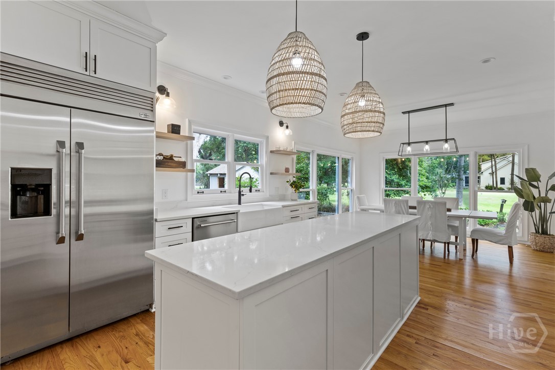 2 Upland Lane
