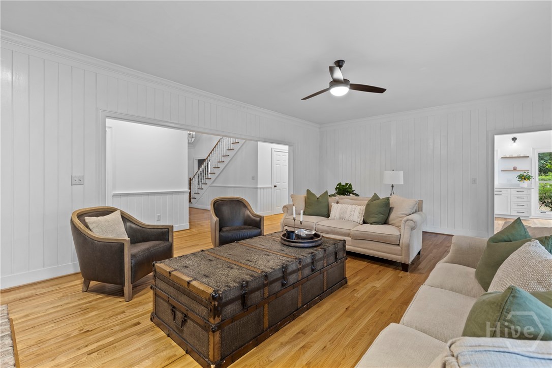 2 Upland Lane