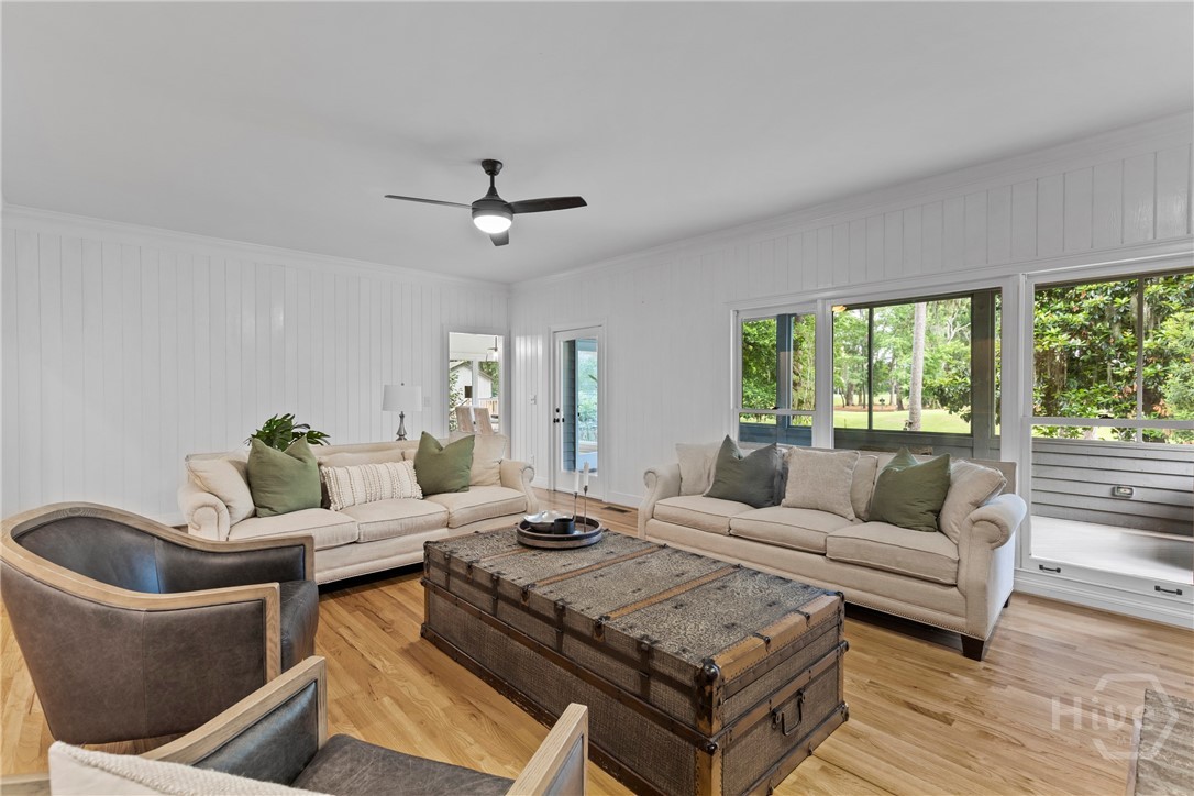 2 Upland Lane