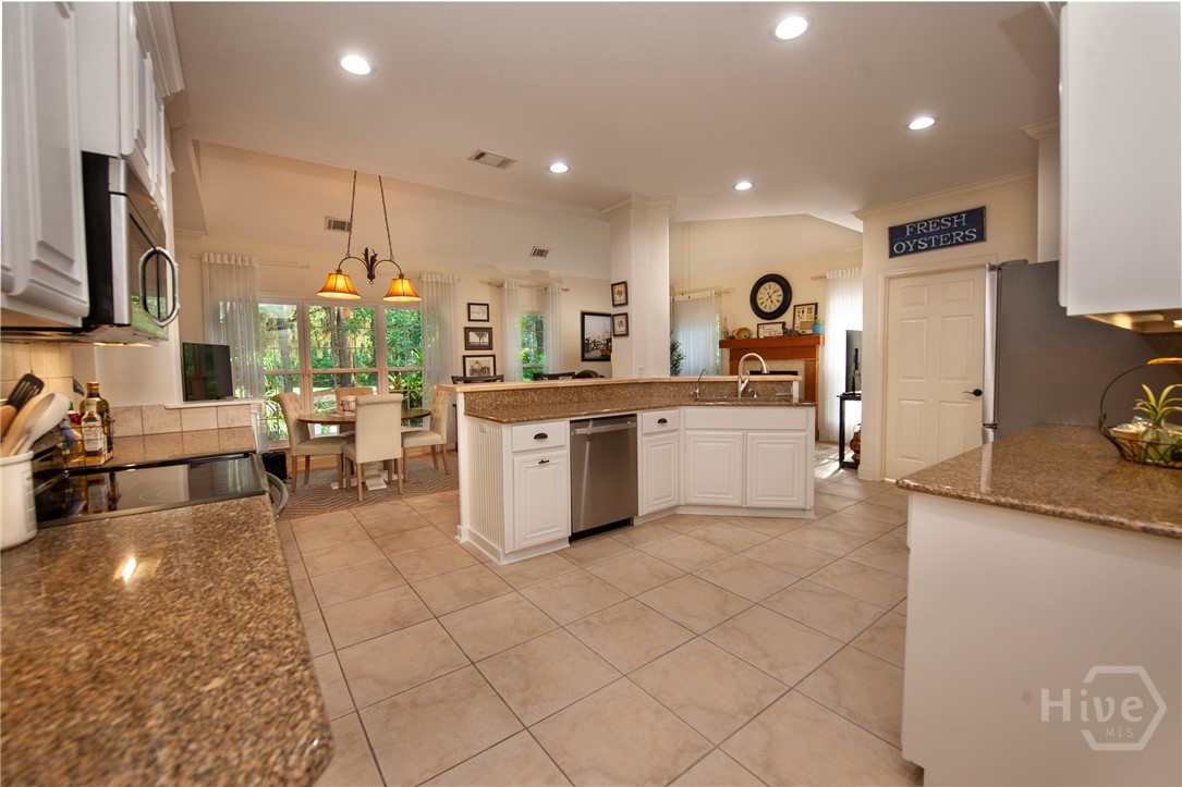 319 Brown Thrush Road