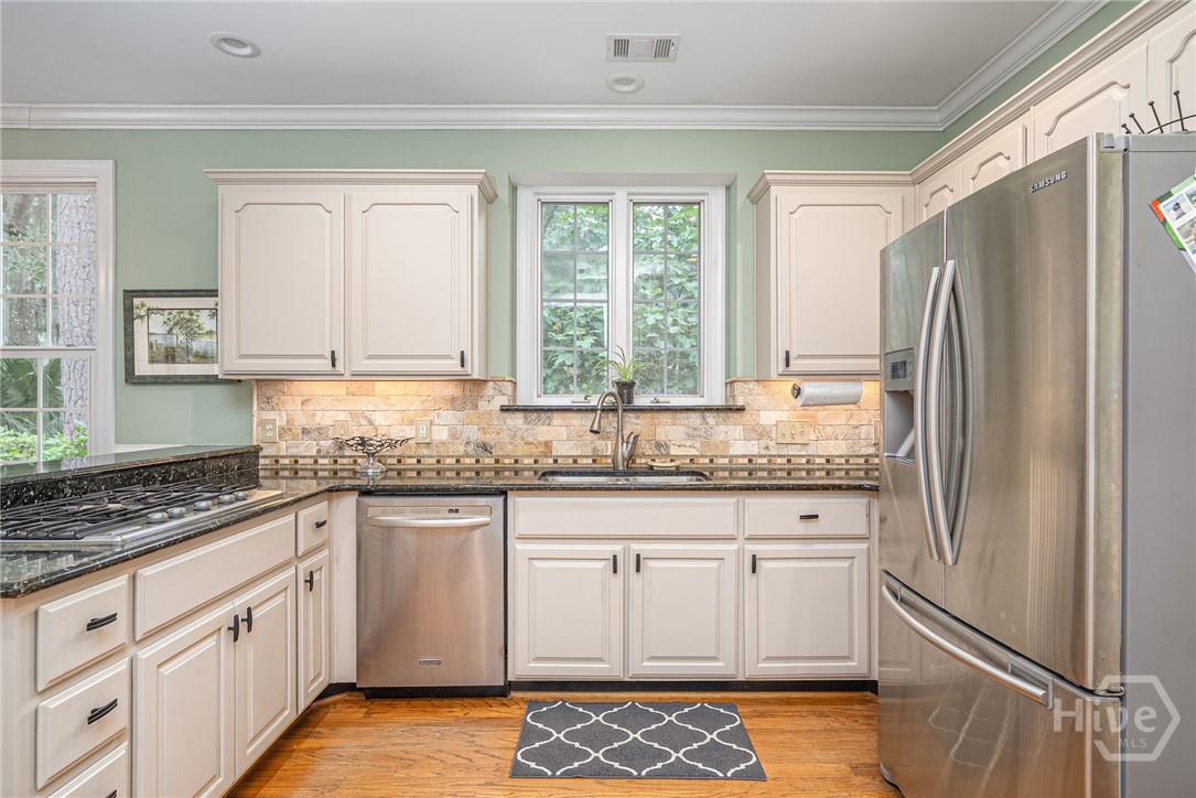 6 Heartwood Court