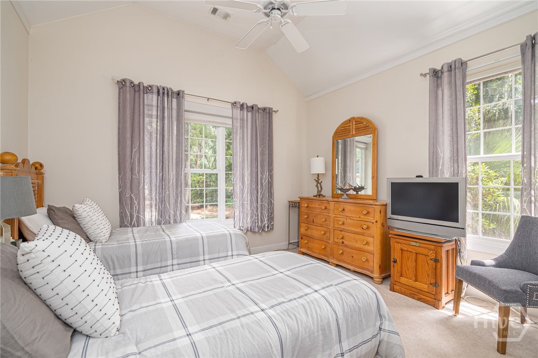 6 Heartwood Court