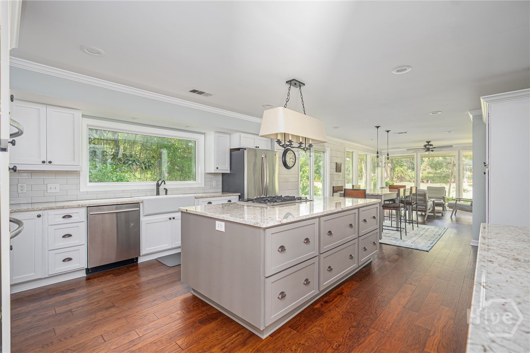 123 Bartram Road