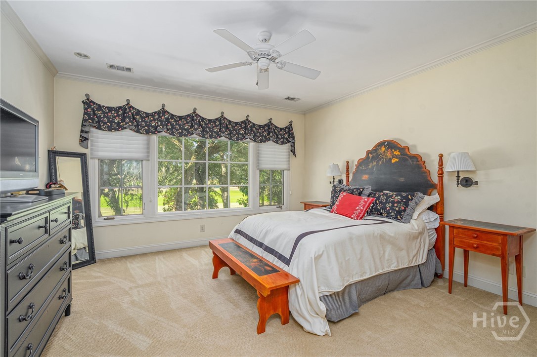 6 Oak Shadow Court