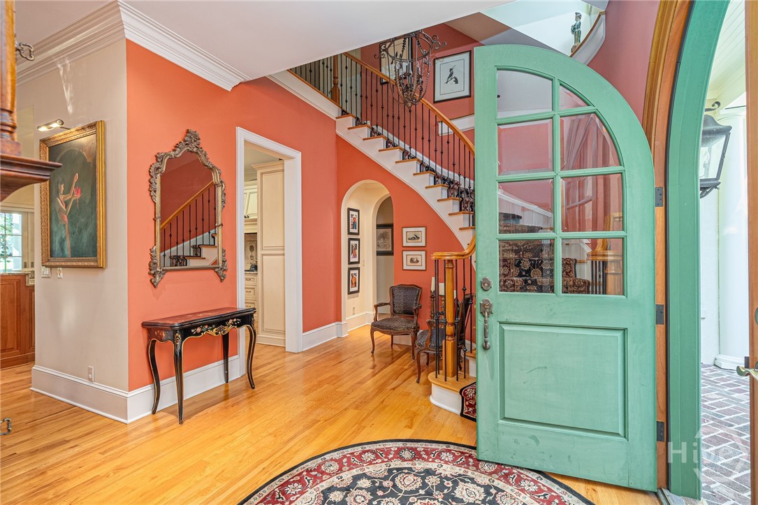 6 Oak Shadow Court