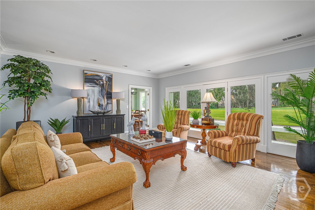 1 Starbridge Court