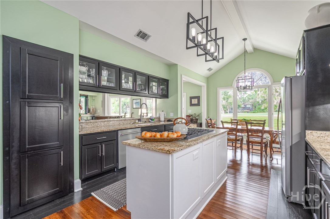 1 Starbridge Court