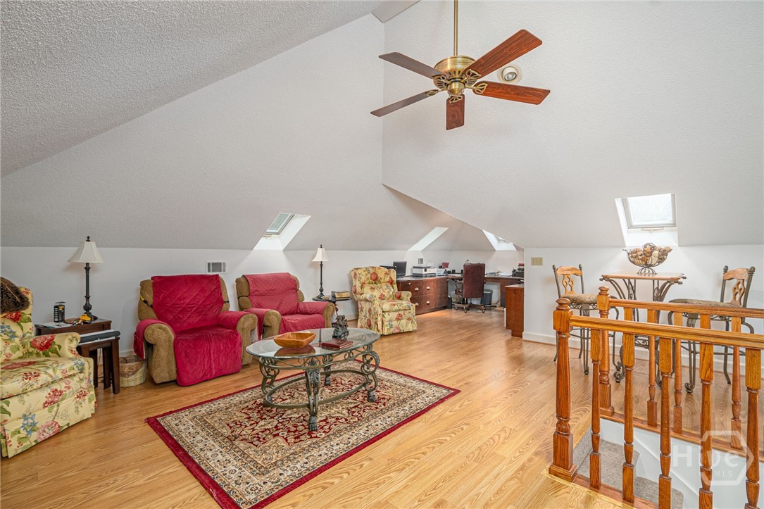 1 Starbridge Court