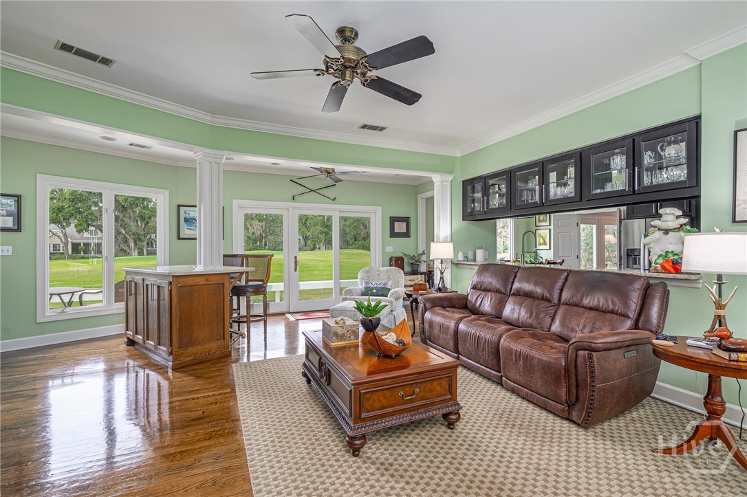 1 Starbridge Court