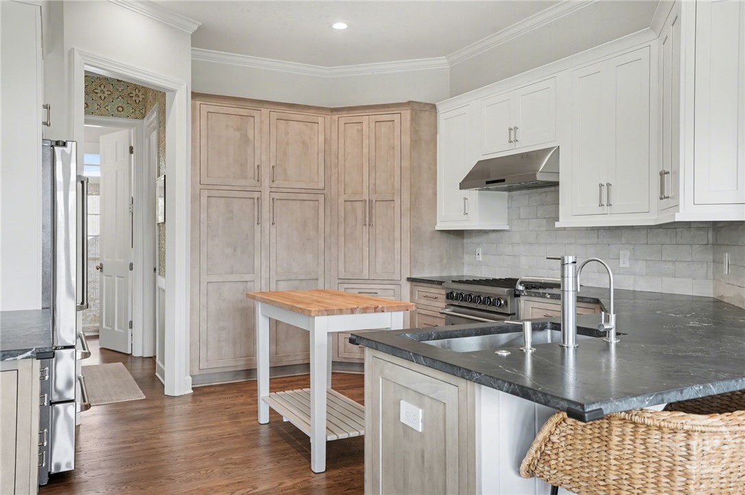 5 Windwalk Lane