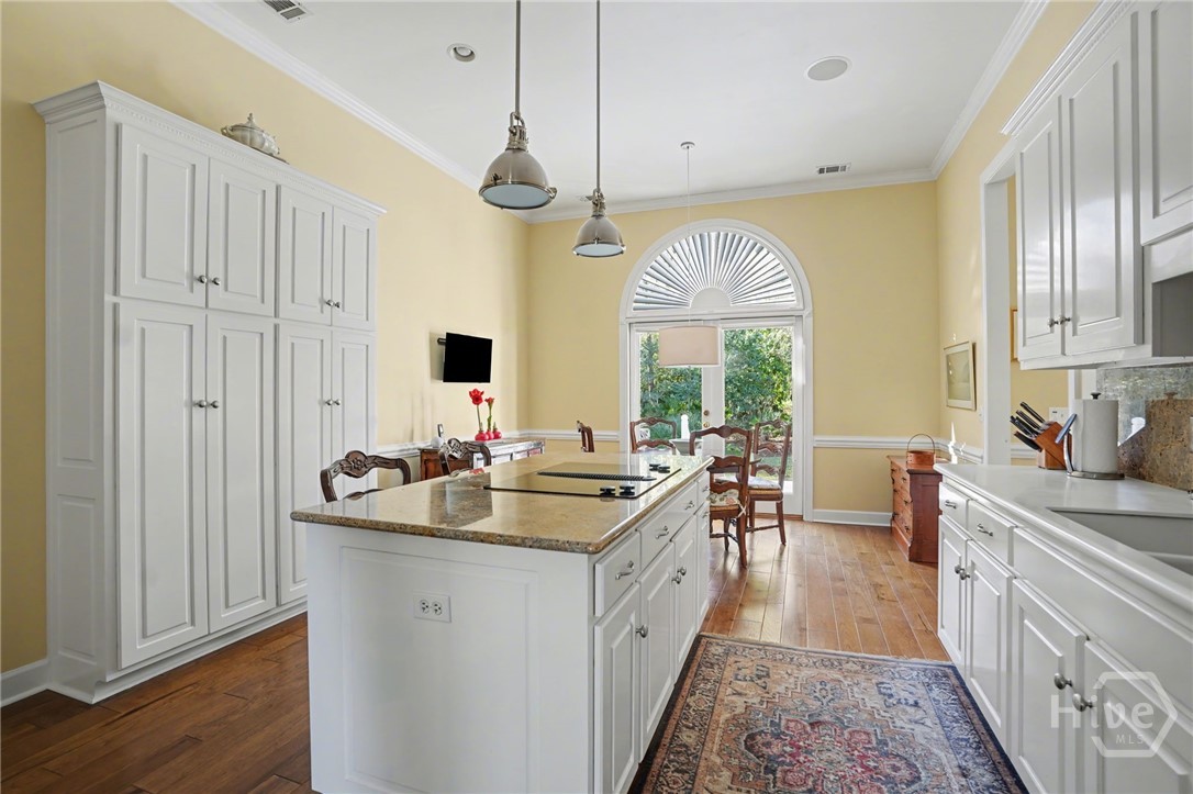 29 Log Landing Road