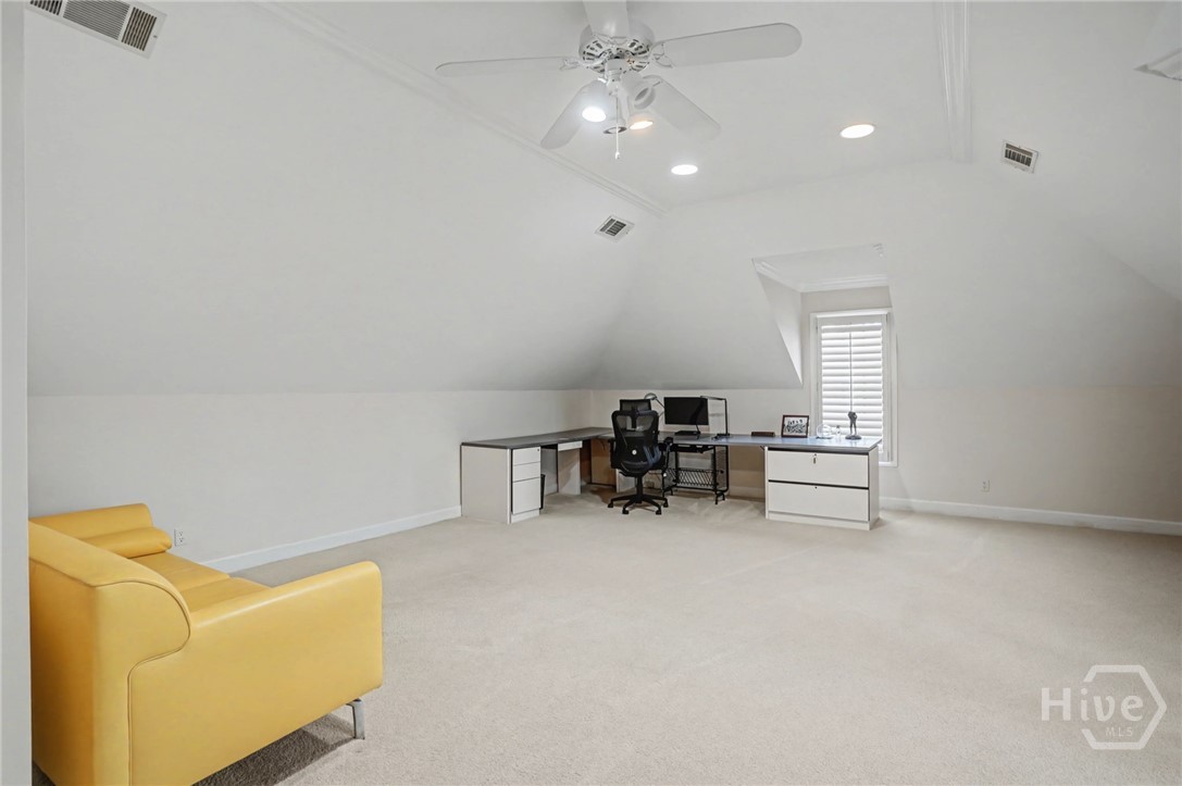 6 Oak Glade Court
