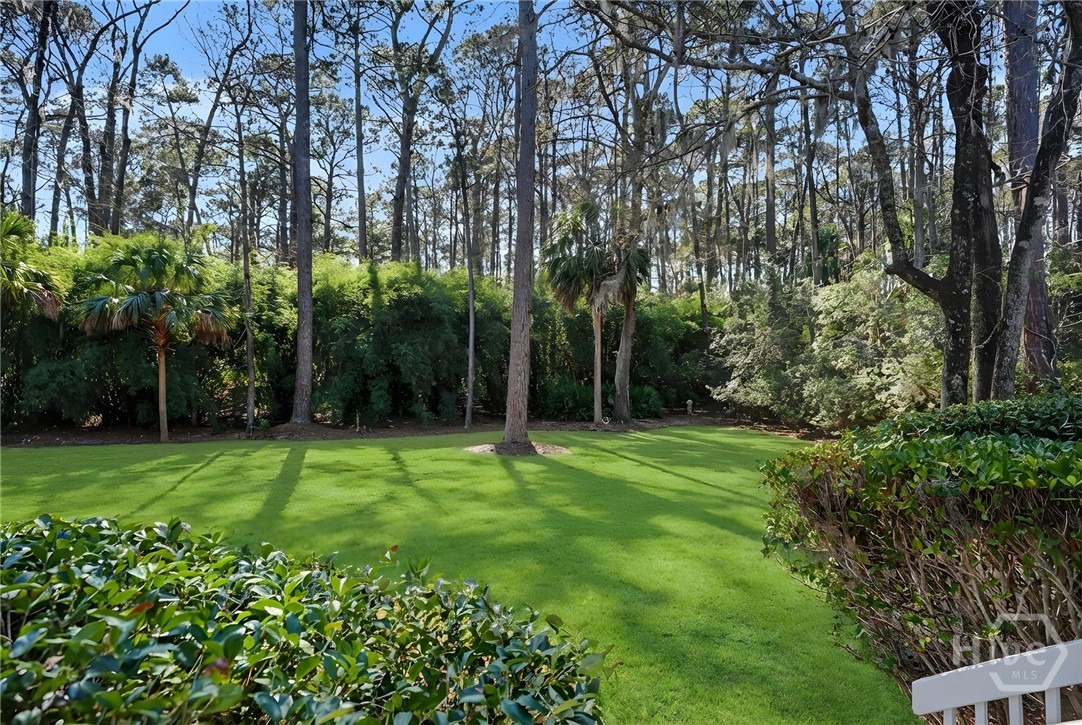 6 Oak Glade Court