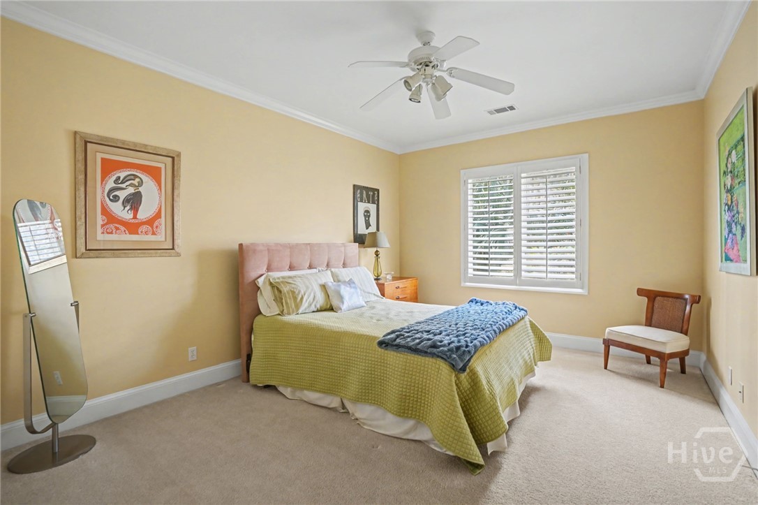 6 Oak Glade Court