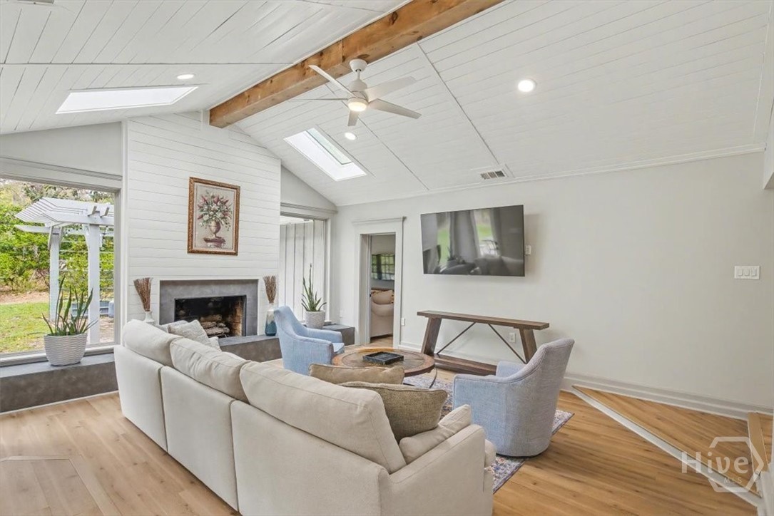 113 Mercer Road