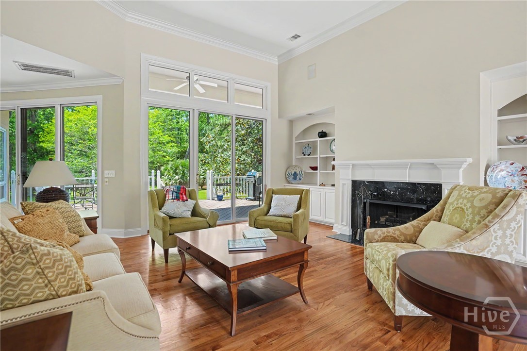 7 Oak Glade Court