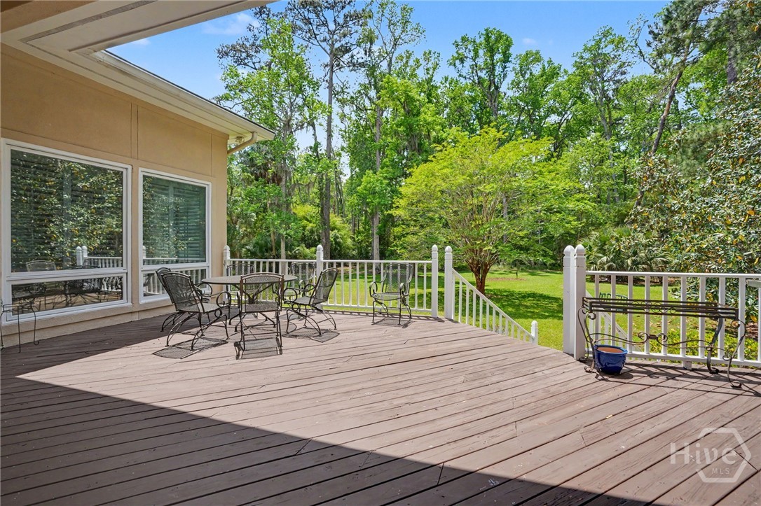 7 Oak Glade Court