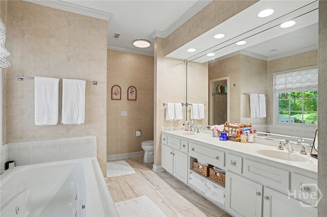 14 Bluff Oak Retreat