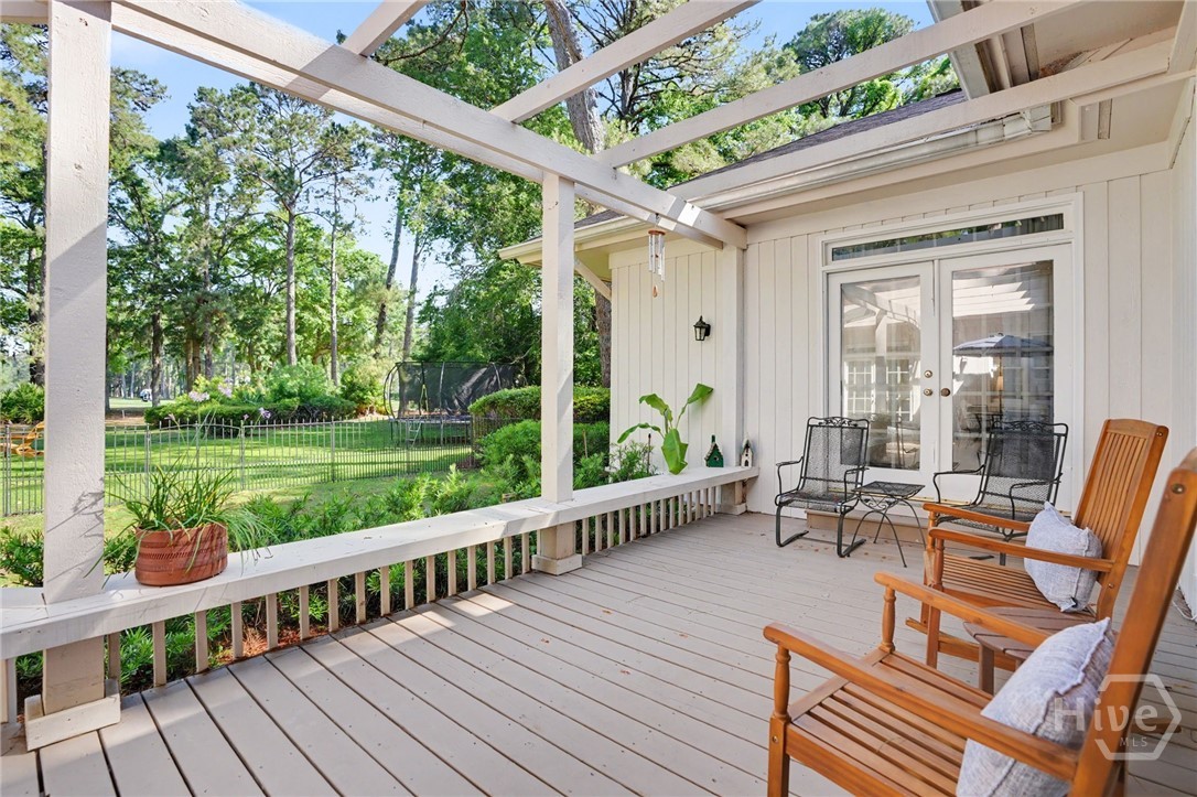 14 Bluff Oak Retreat