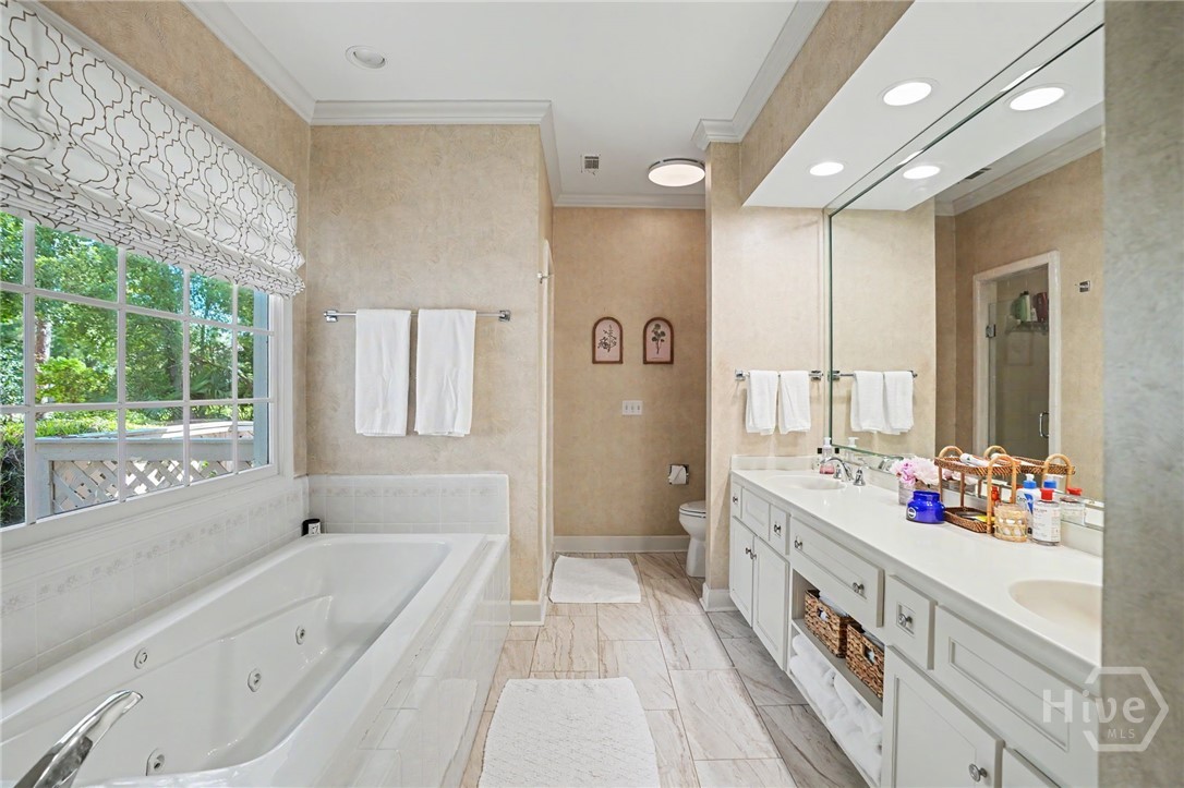 14 Bluff Oak Retreat