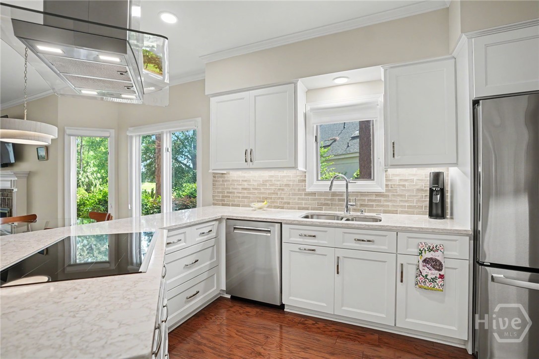 4 Willow Oak Circle