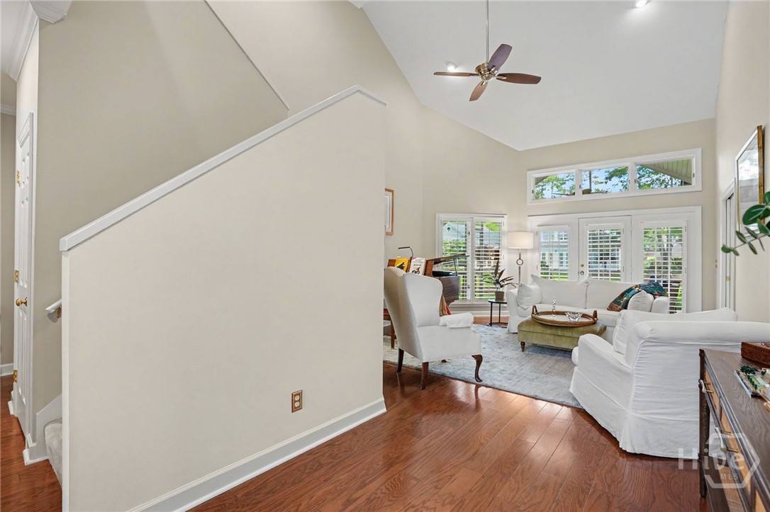 4 Willow Oak Circle