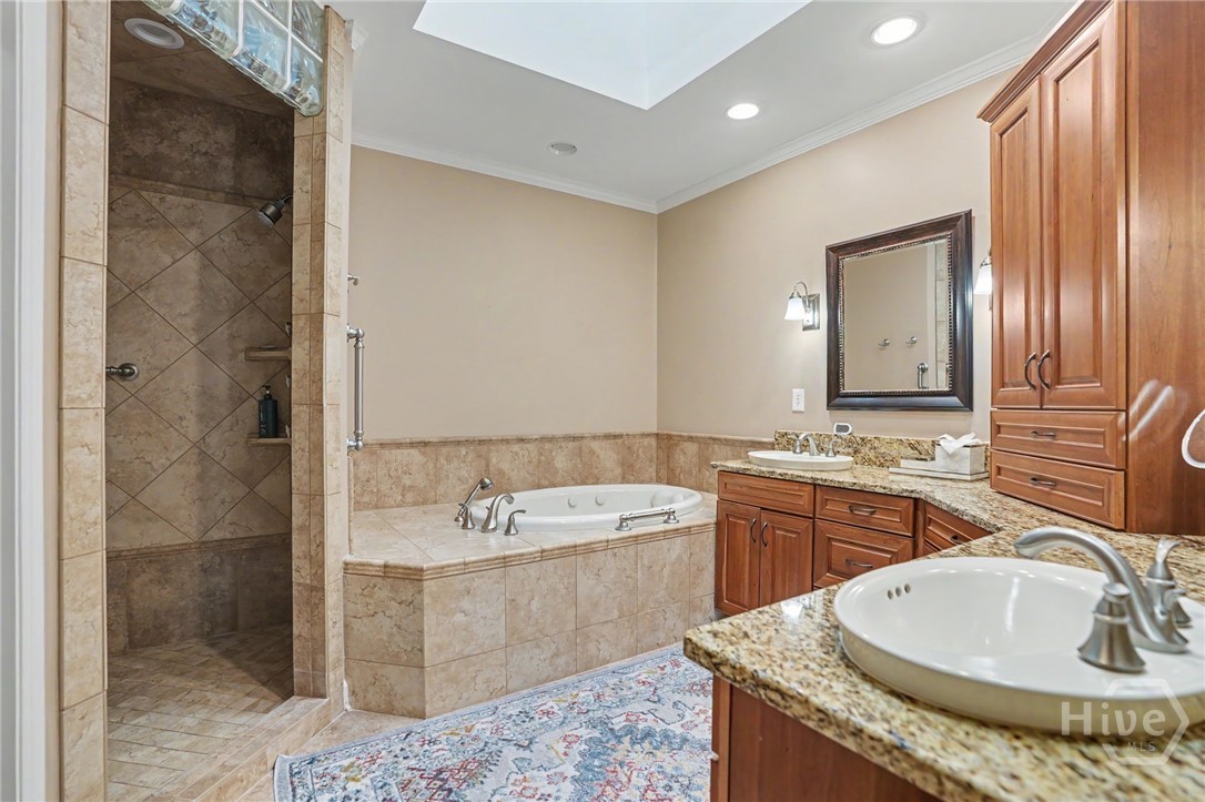 4 Willow Oak Circle