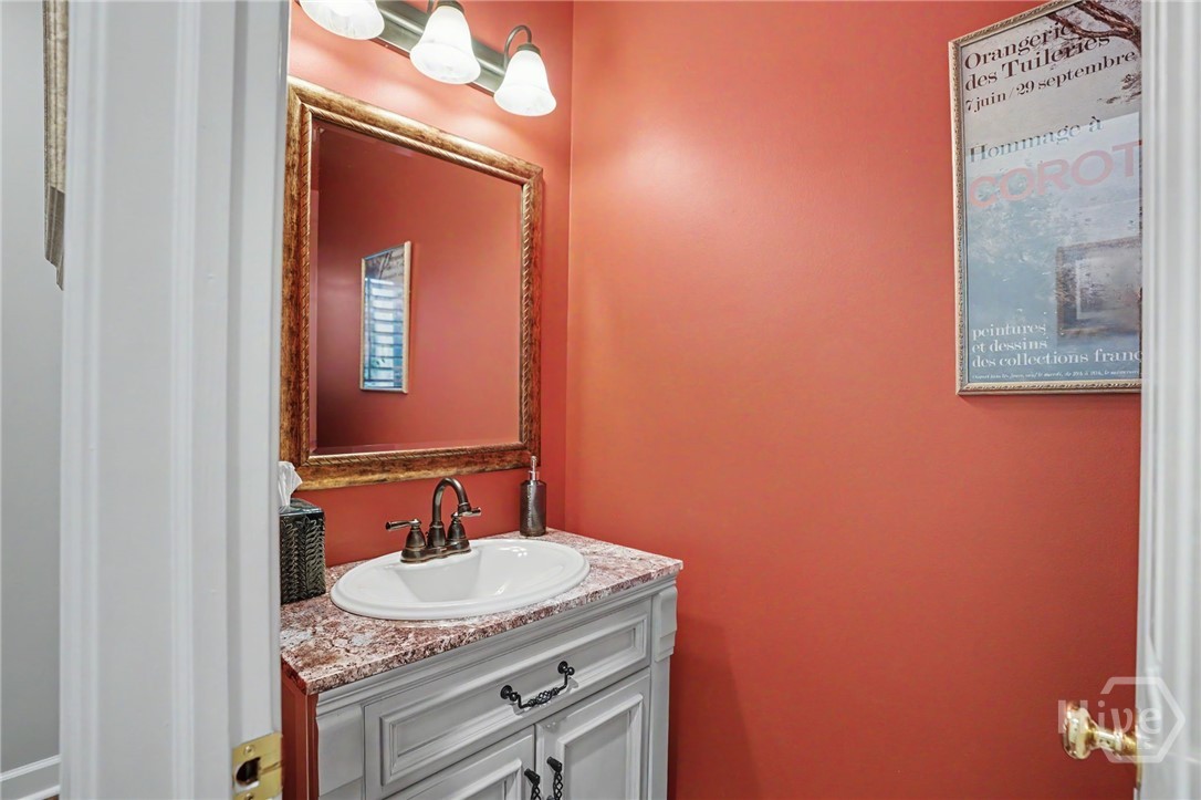 4 Willow Oak Circle