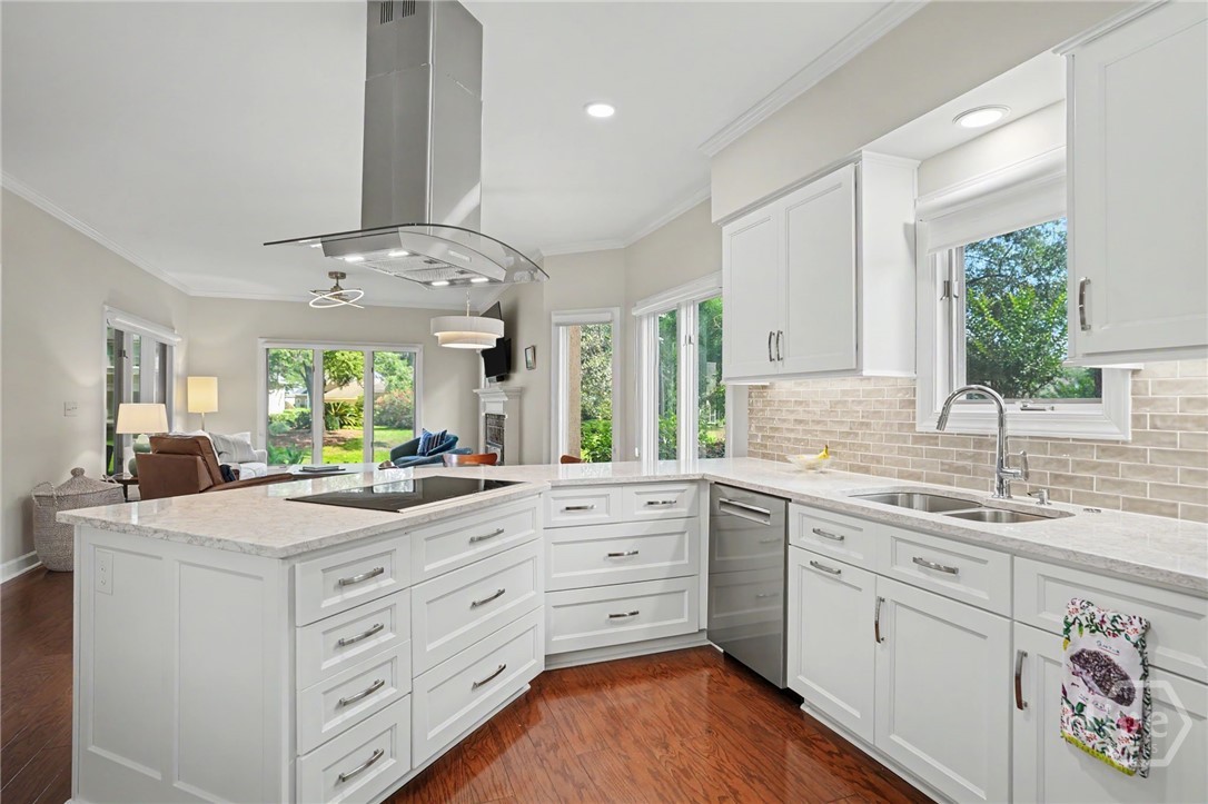4 Willow Oak Circle