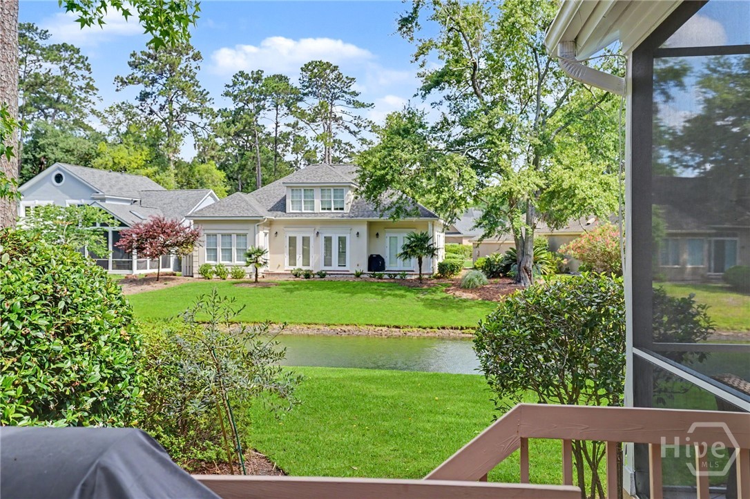 4 Willow Oak Circle